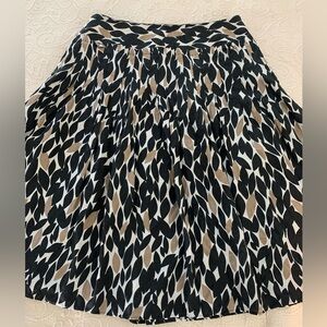 Liz Claiborne Skirt Women's 6 Black Brown White Lined Cotton Pleated Print